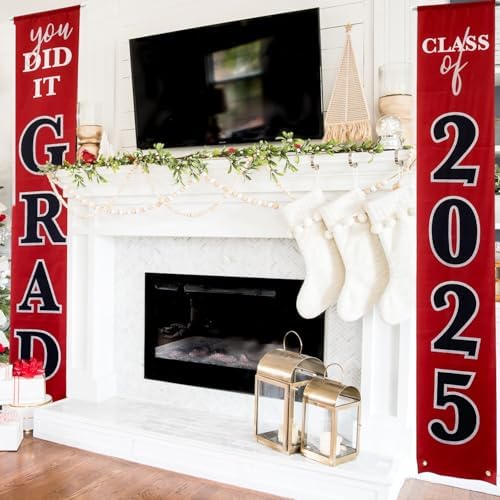 Class of 2025 Graduation Banner Black Gold