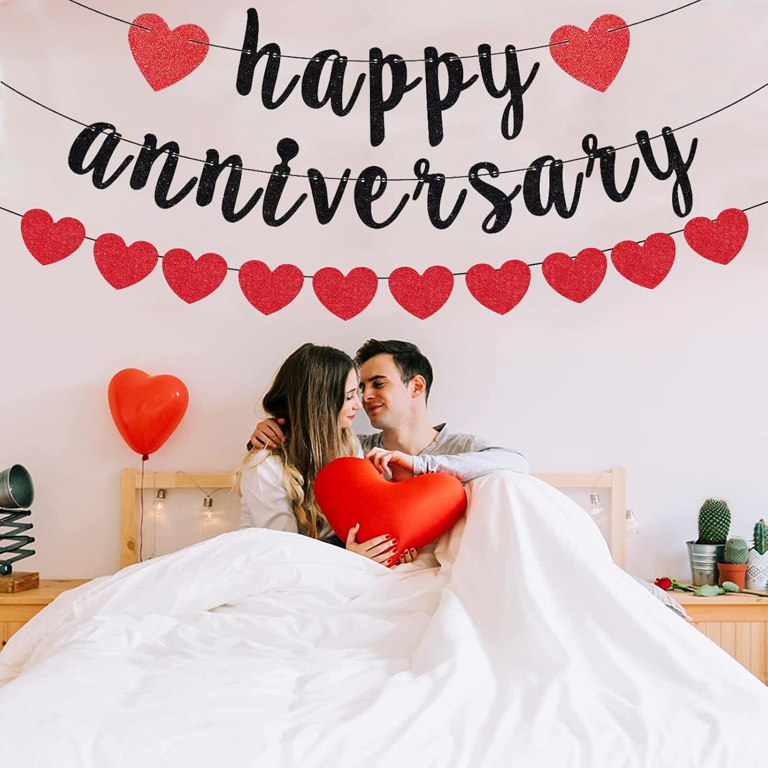 Zwiebeco Black Red Happy Anniversary Banner with Hearts