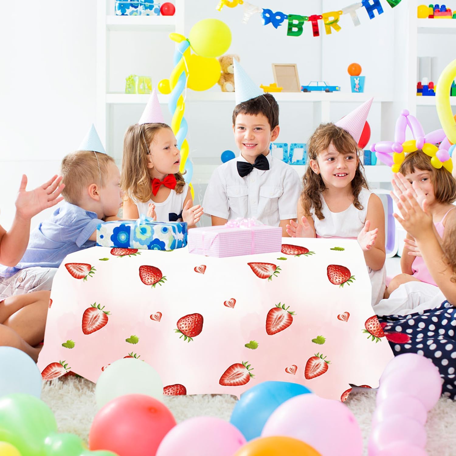 2pcs Strawberry Tablecloth for Birthday Parties