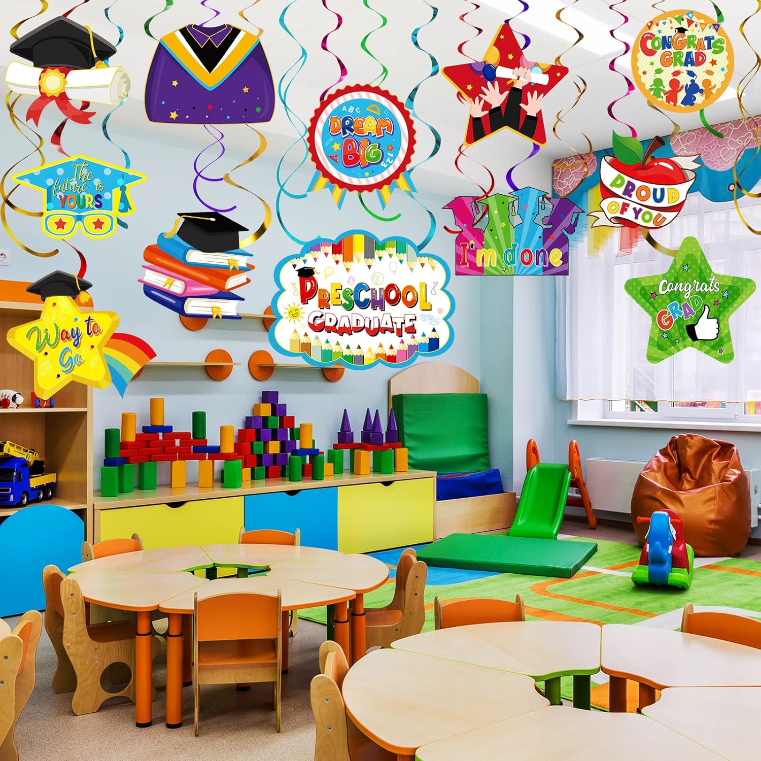Yisong Kindergarten Graduation Party Decorations Set