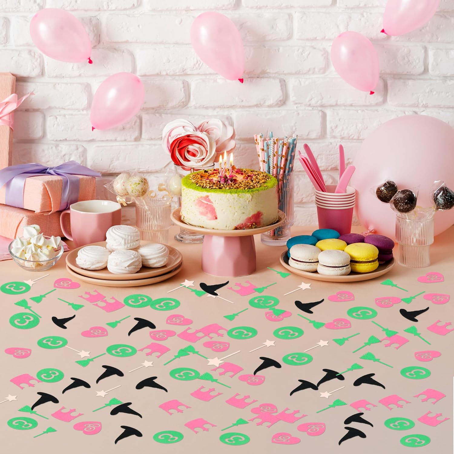 Witch Party Confetti Popper 300pcs - Spooky Table Decoration