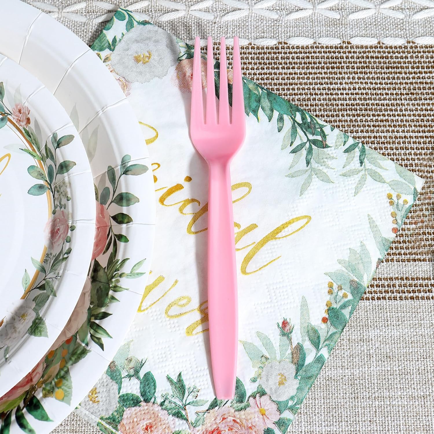 Qifu Bridal Shower Tableware Set for 24 Guests