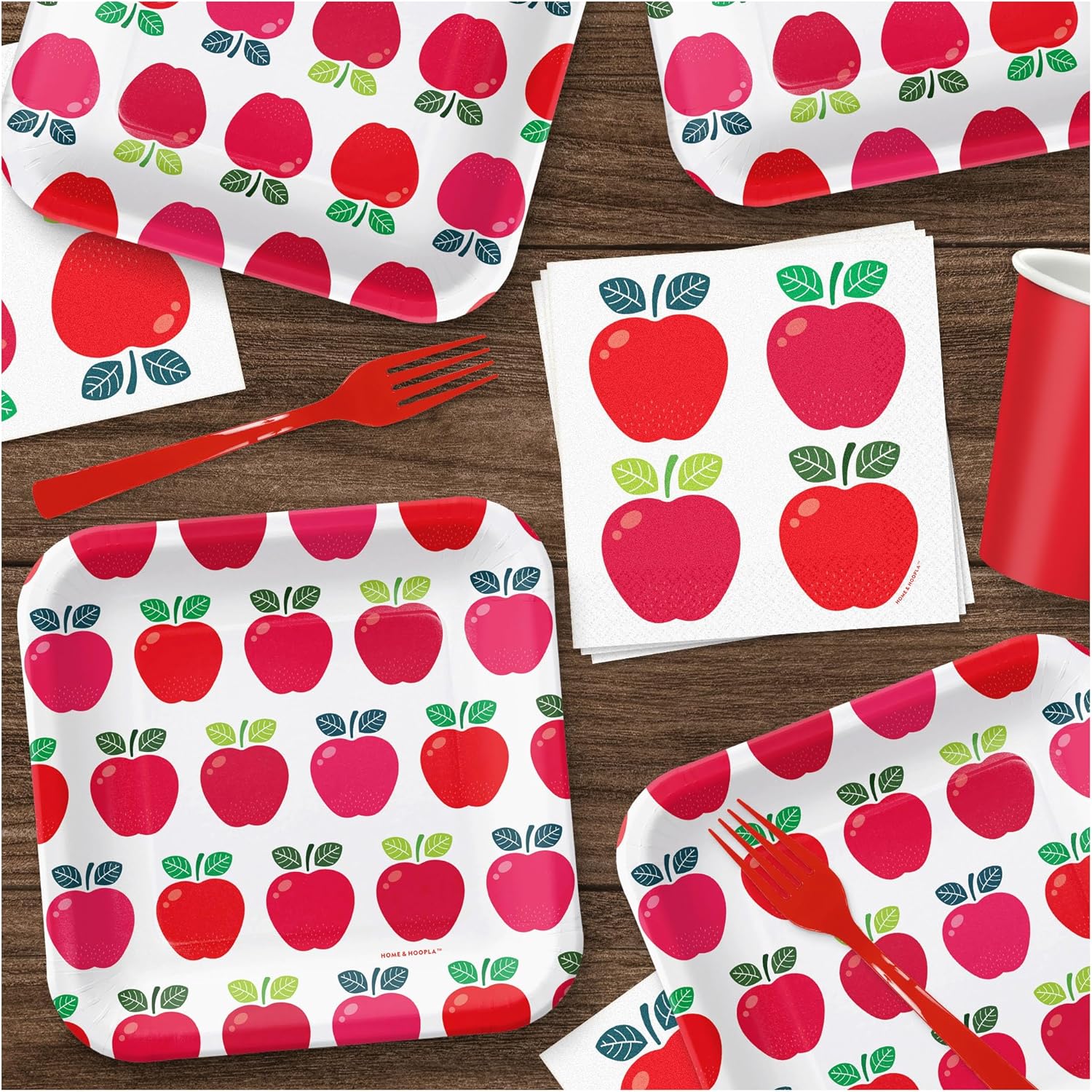 HOME HOOPLA Apple Party Supplies Set