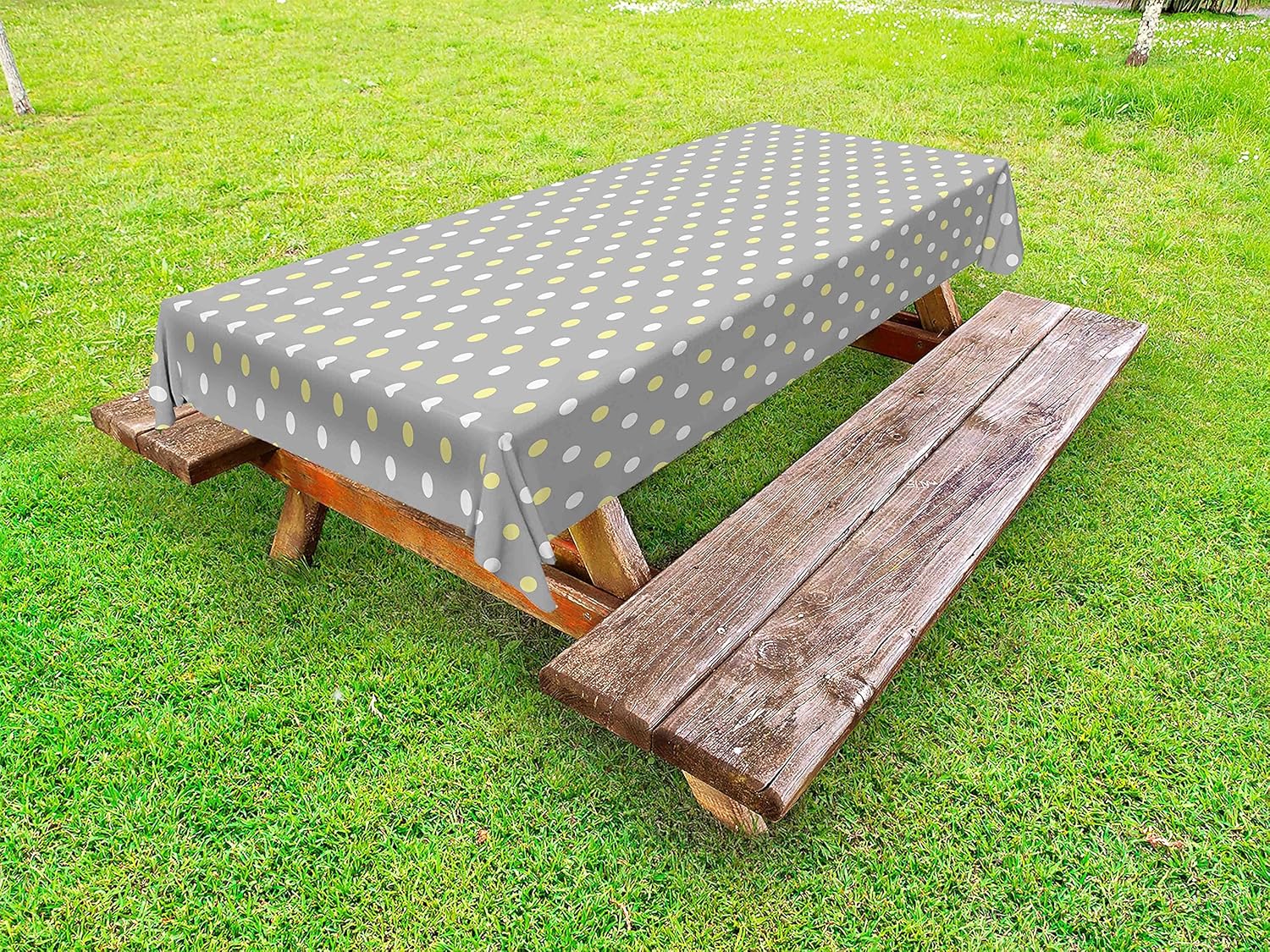 Lunarable Retro Polka Dot Tablecloth Yellow on Grey